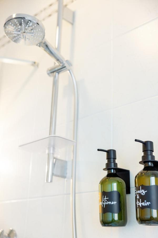 אוגסבורג E&K Living - Design Apartment - 2 Bedrooms - Kitchen - Free Parking מראה חיצוני תמונה